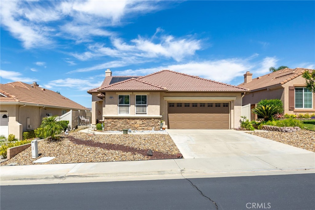 14707 Grandview Drive Property Photo 2