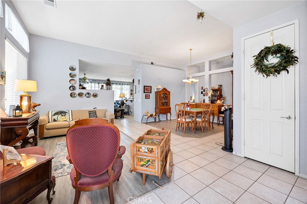 14707 Grandview Drive Property Photo 4