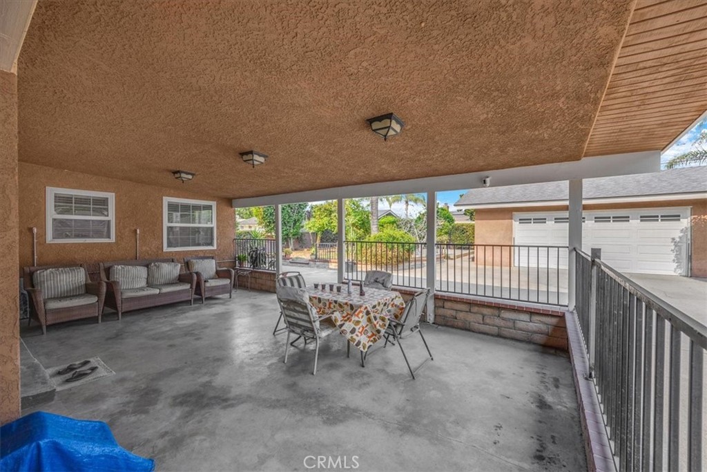 2183 Sinclair Property Photo 8
