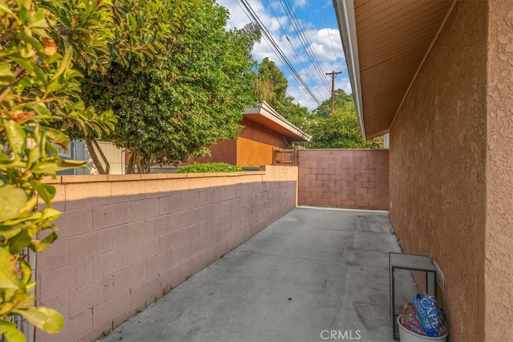 2183 Sinclair Property Photo 14