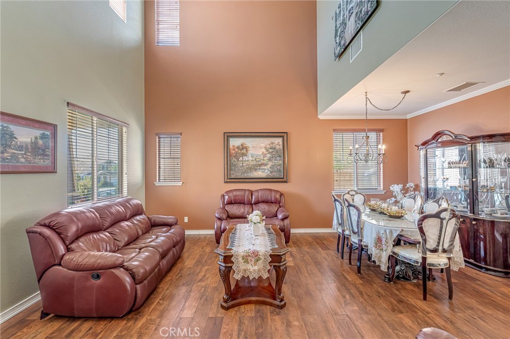 15356 Thistle Street Property Photo 7
