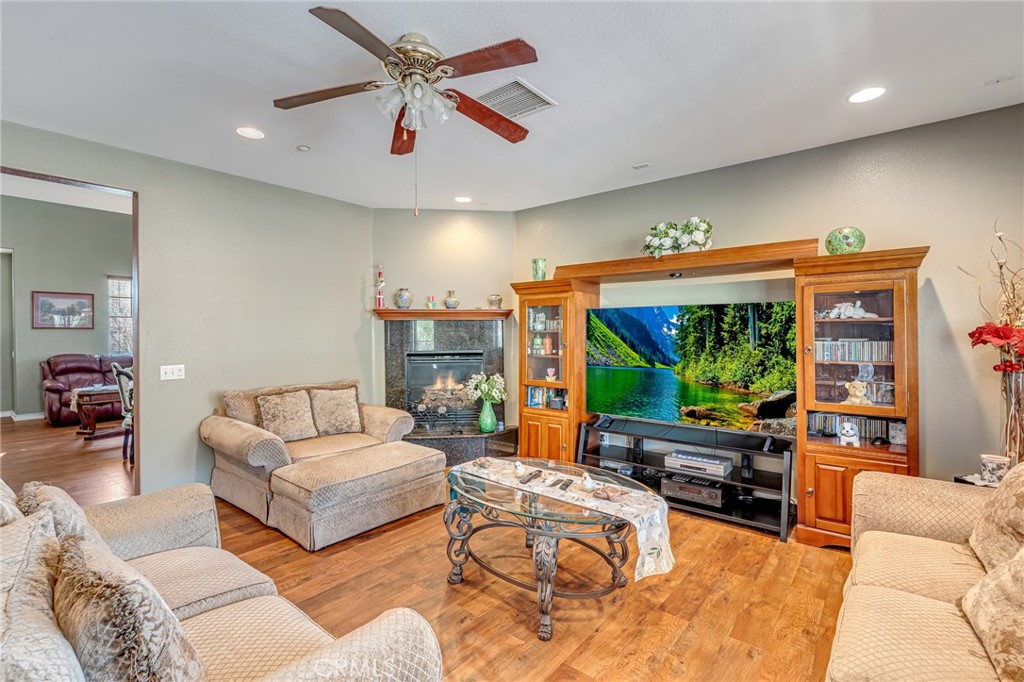15356 Thistle Street Property Photo 18