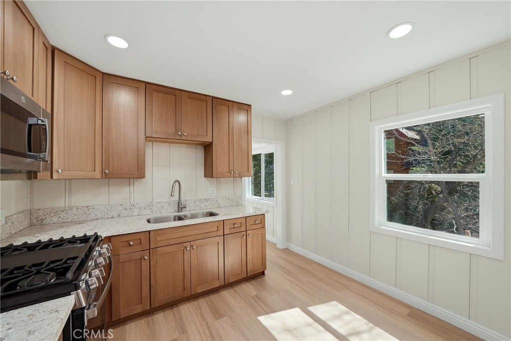 26220 Boulder Property Photo 6