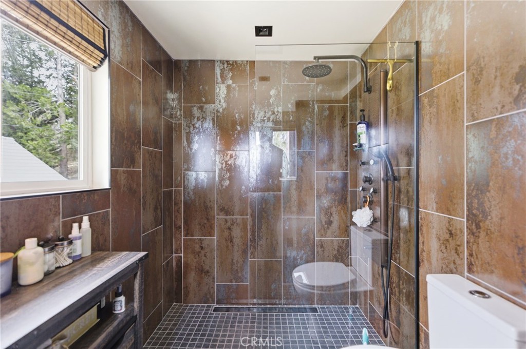 170 Fir Terrace Property Photo 26