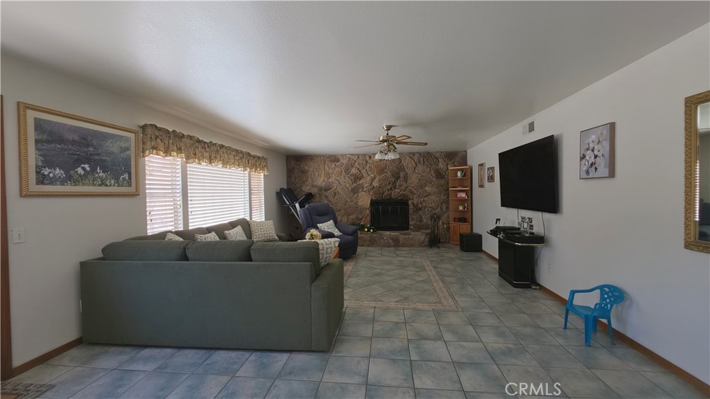 23729 Citrus Avenue Property Photo 19