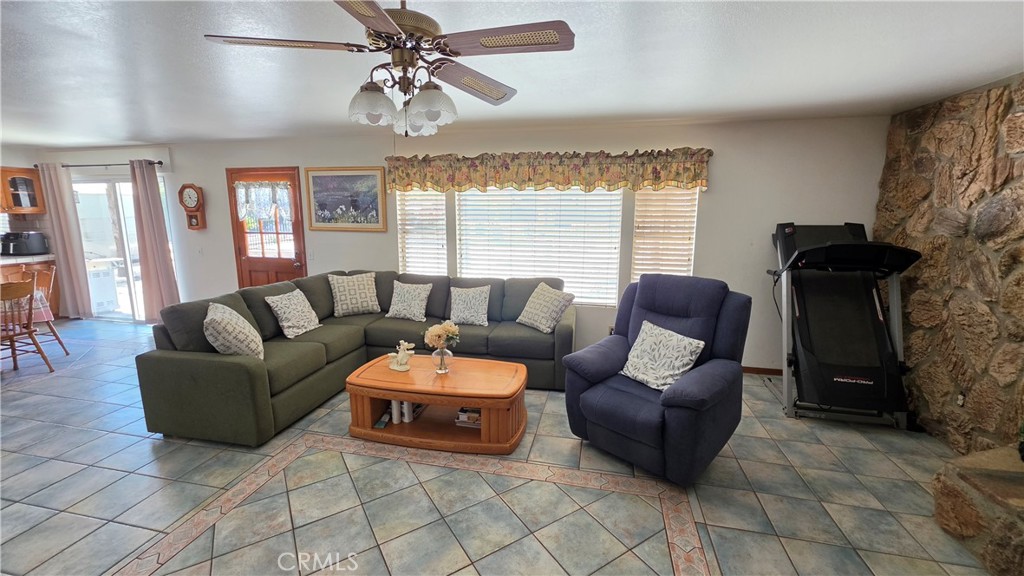 23729 Citrus Avenue Property Photo 21