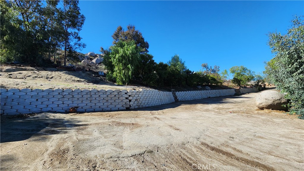 23729 Citrus Avenue Property Photo 47