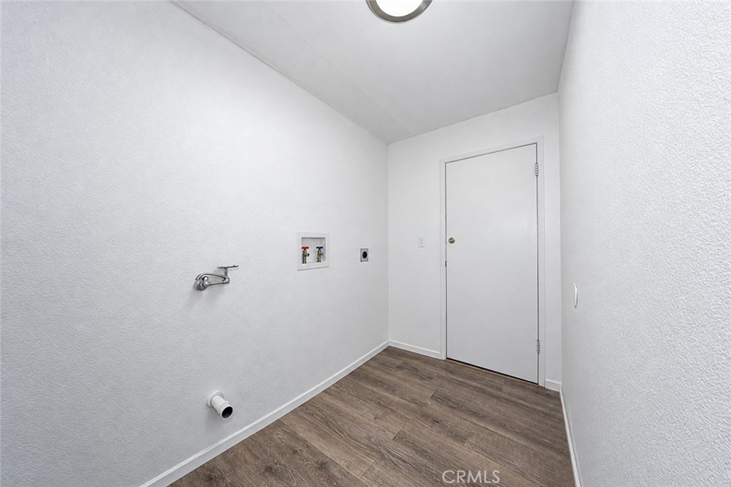 12943 California Property Photo 20