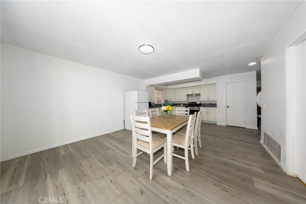 12943 California Property Photo 24