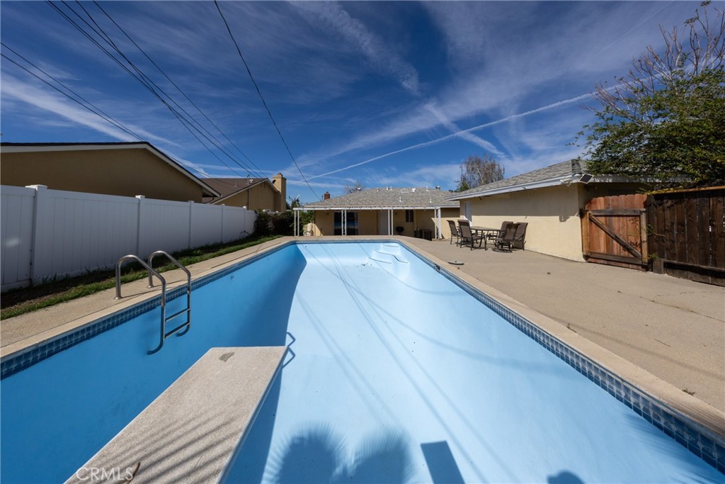 12943 California Property Photo 33