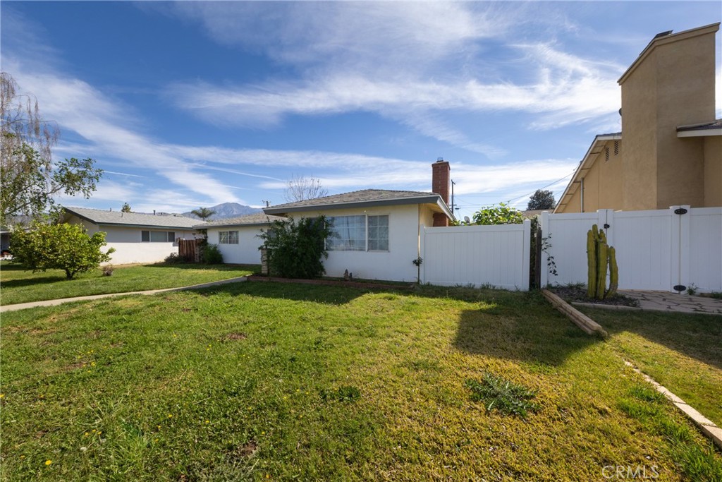 12943 California Property Photo 46