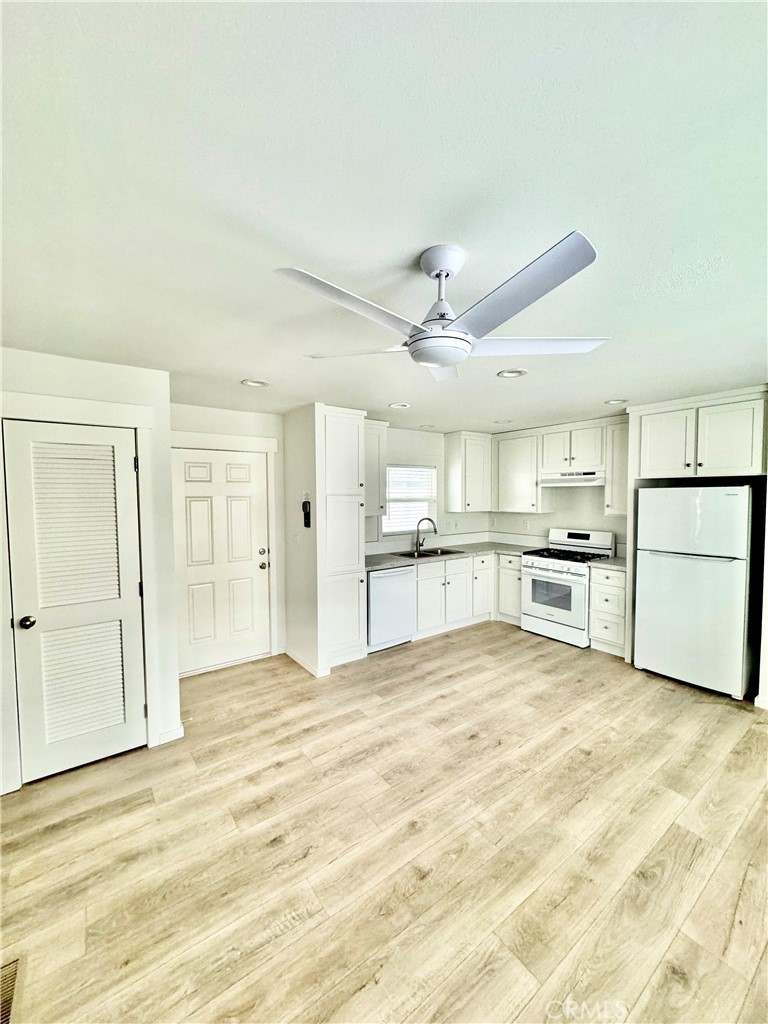 66433 6th Street Property Photo 3