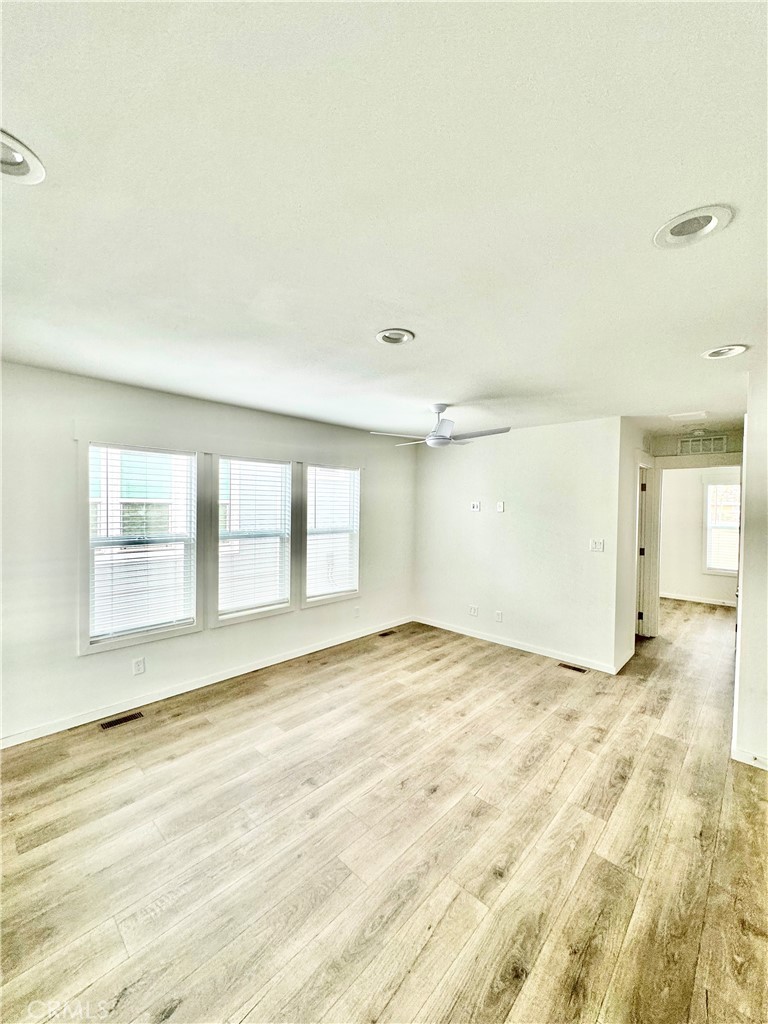 66433 6th Street Property Photo 5