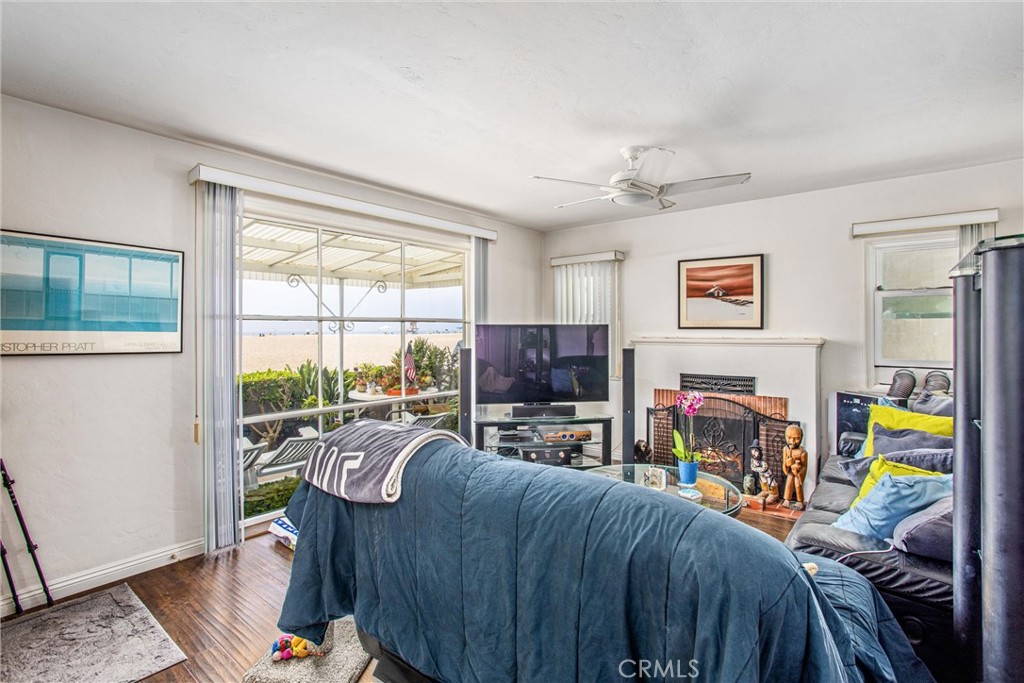 1408 W Oceanfront Property Photo 9