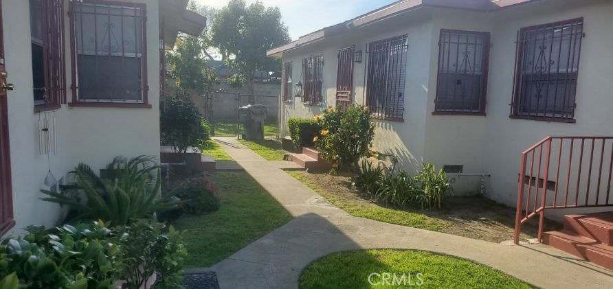12063 12067 Peach Property Photo 3