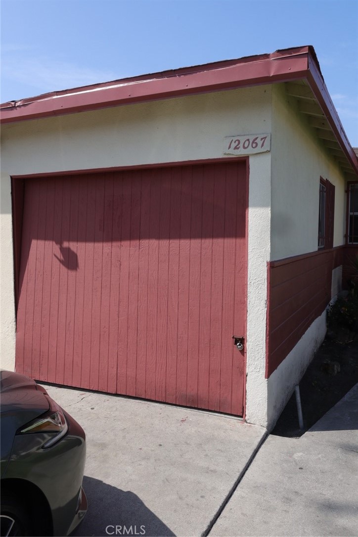 12063 12067 Peach Property Photo 11