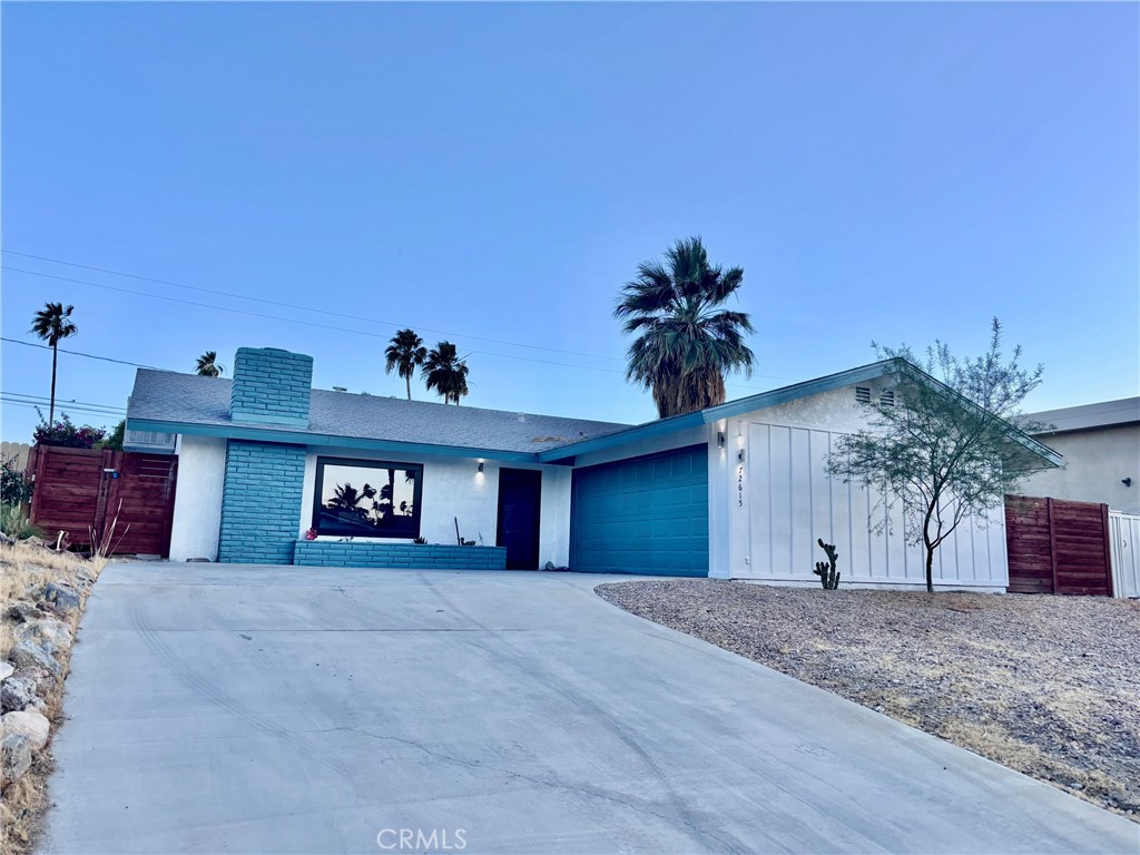 72615 Pitahaya Property Photo 1