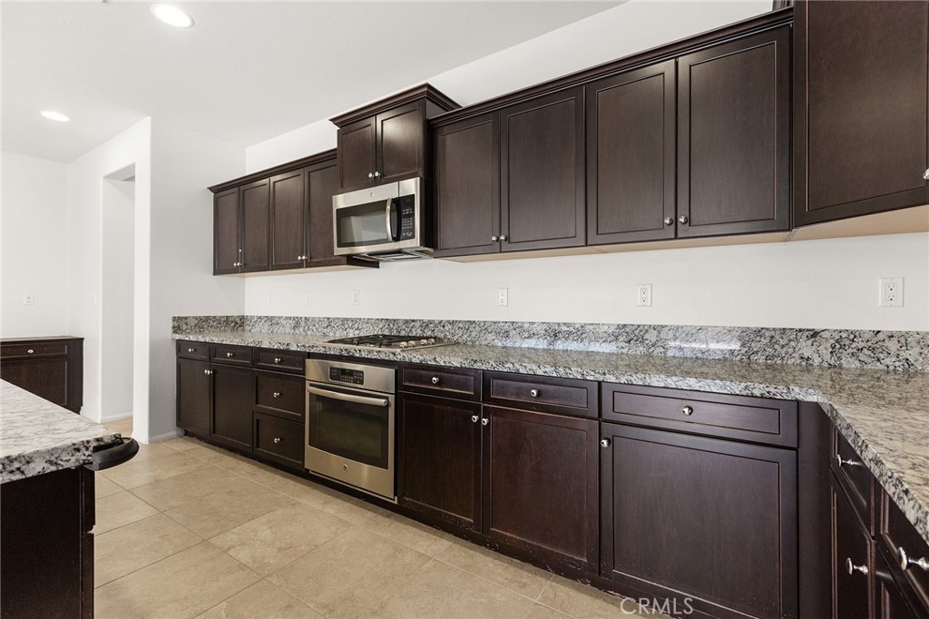 34852 Silversprings Property Photo 10