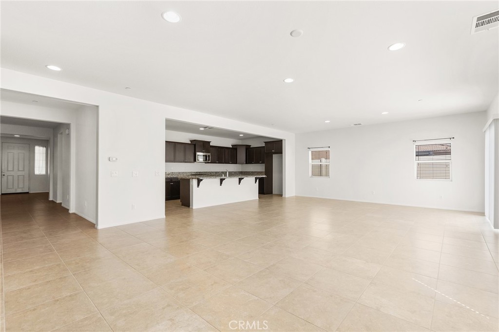 34852 Silversprings Property Photo 14