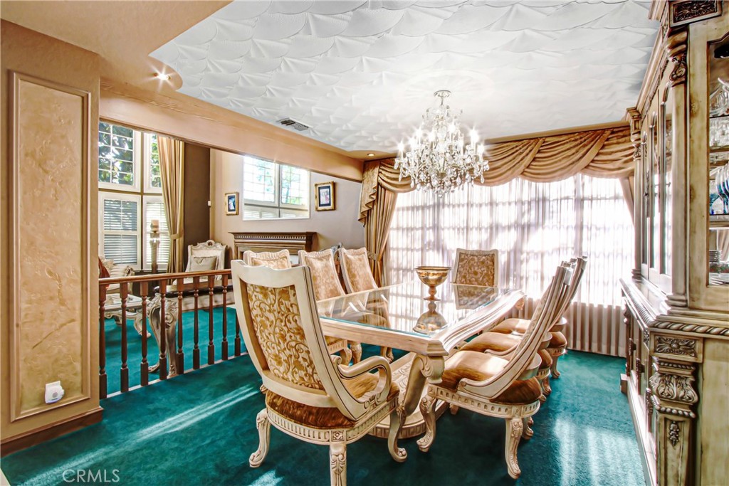 7954 Thoroughbred Property Photo 10