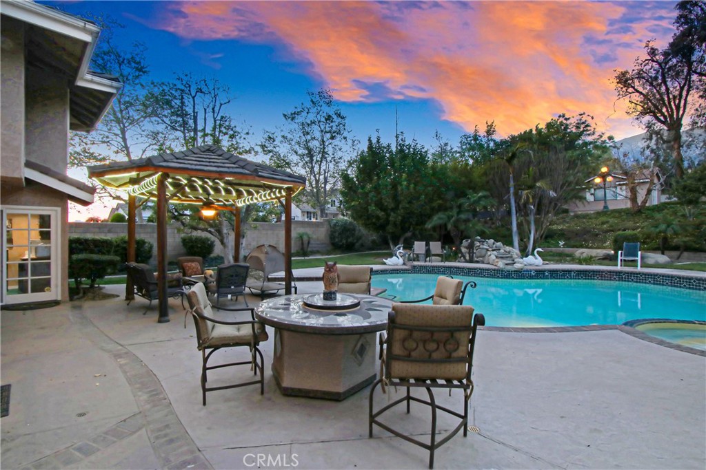 7954 Thoroughbred Property Photo 48