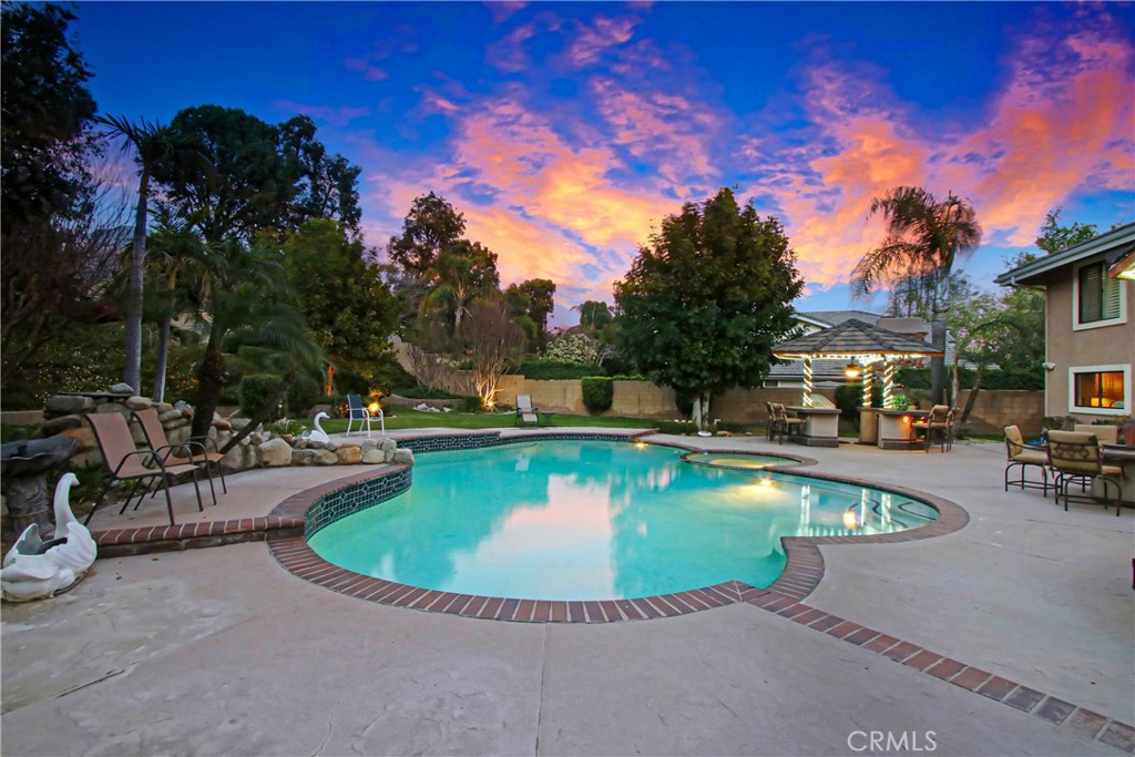 7954 Thoroughbred Property Photo 53