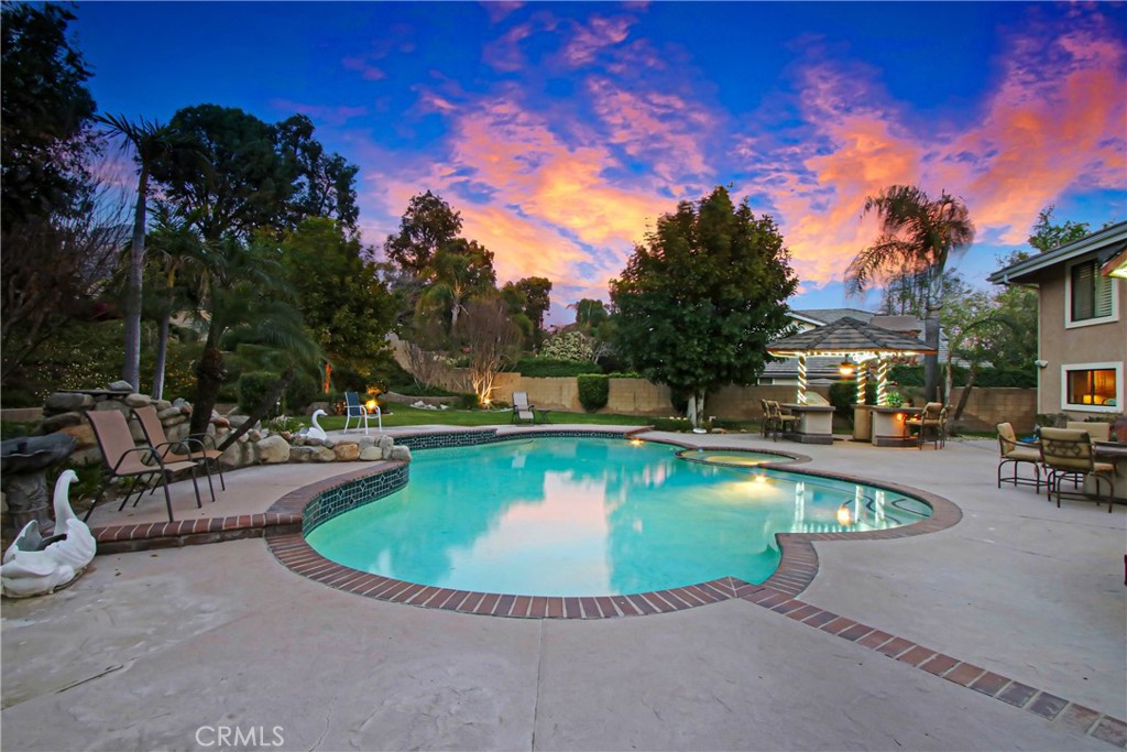 7954 Thoroughbred Property Photo 53