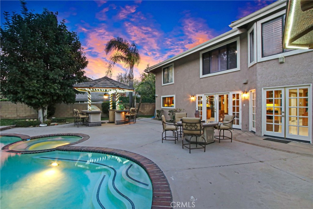 7954 Thoroughbred Property Photo 54