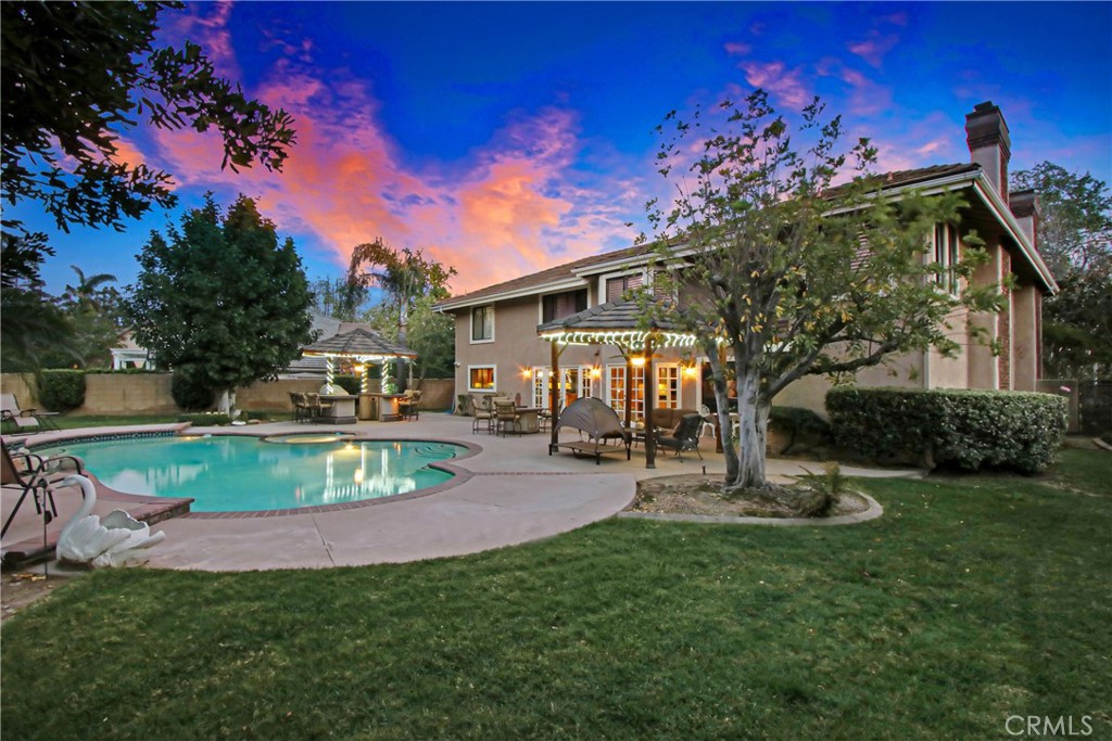 7954 Thoroughbred Property Photo 55