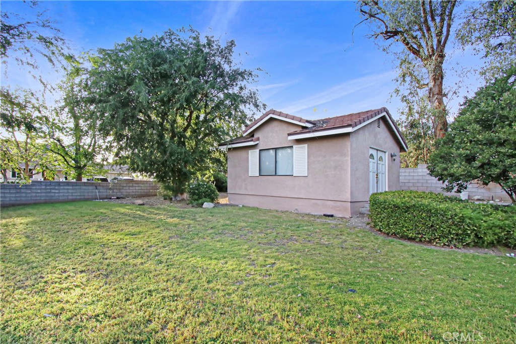 7954 Thoroughbred Property Photo 61