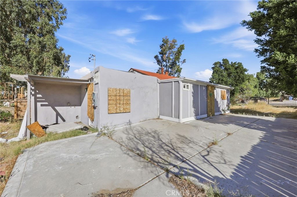 66155 1st Property Photo 4