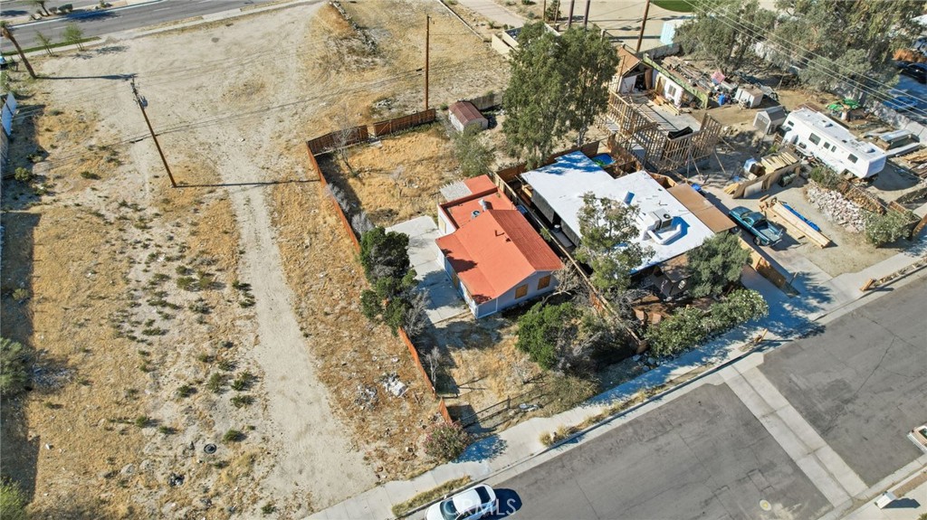 66155 1st Property Photo 18