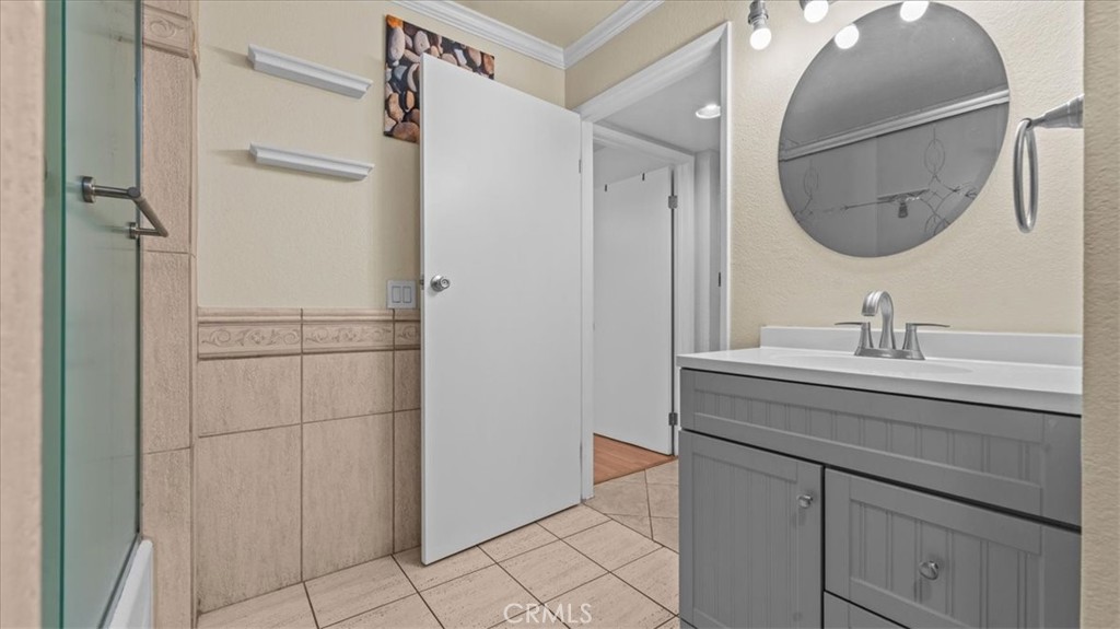 15000 Downey Avenue 135 Property Photo 17