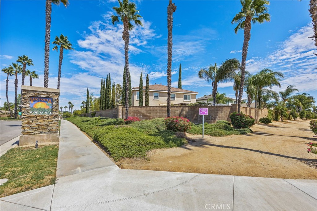 17927 Boxwood Drive Property Photo 40