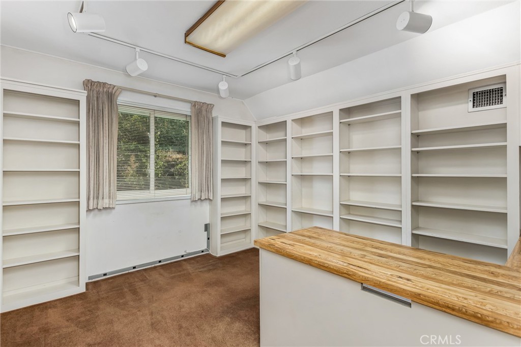 775 Huston Property Photo 33