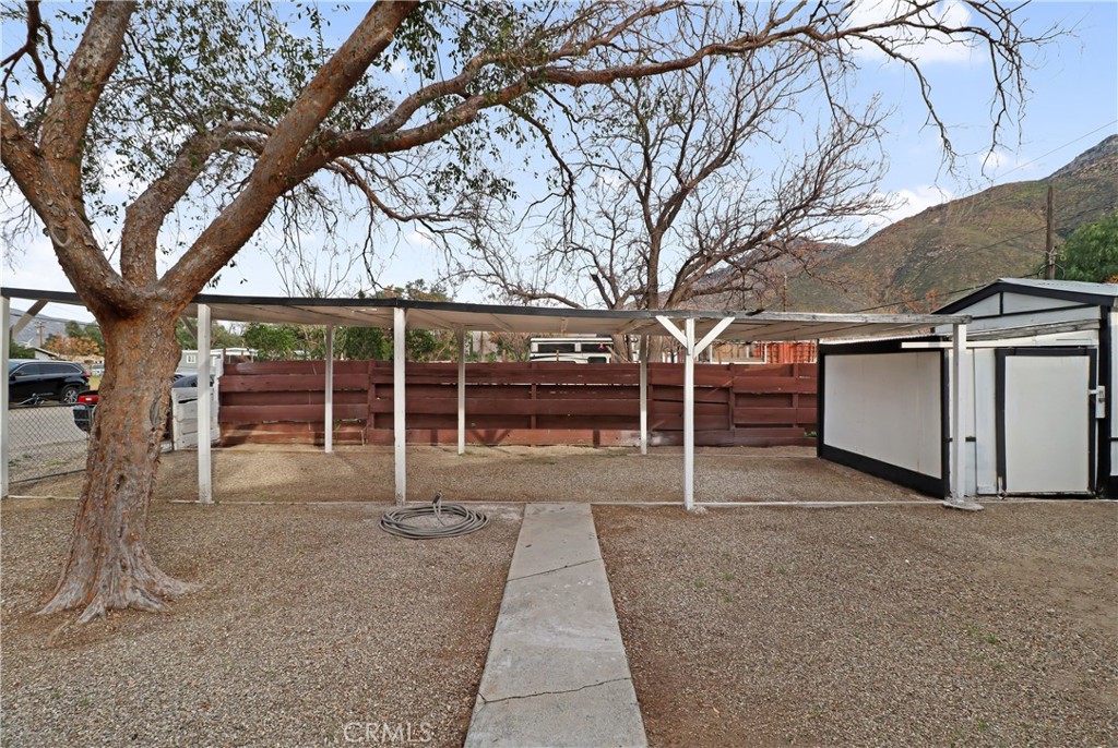52101 Lois Property Photo 8