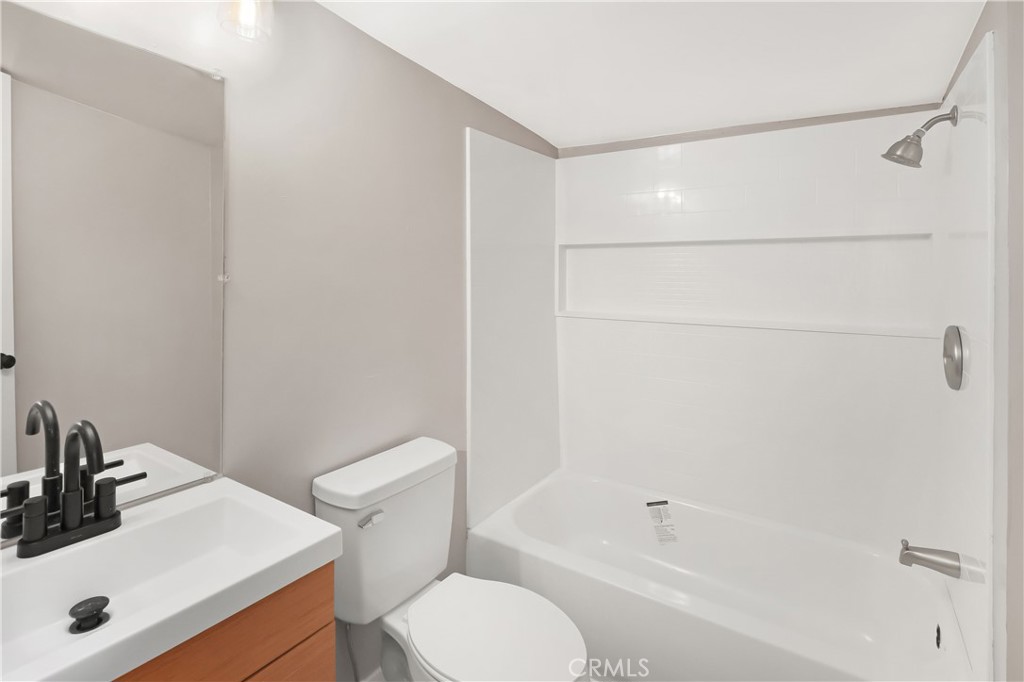52101 Lois Property Photo 16