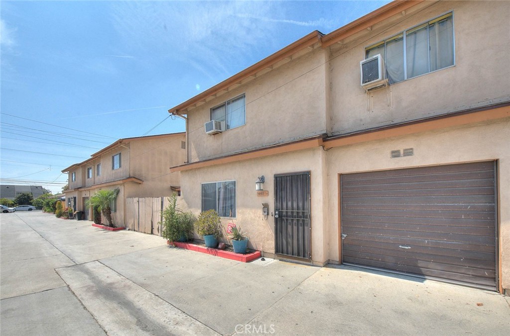 4863 Elizabeth Street Property Photo 44