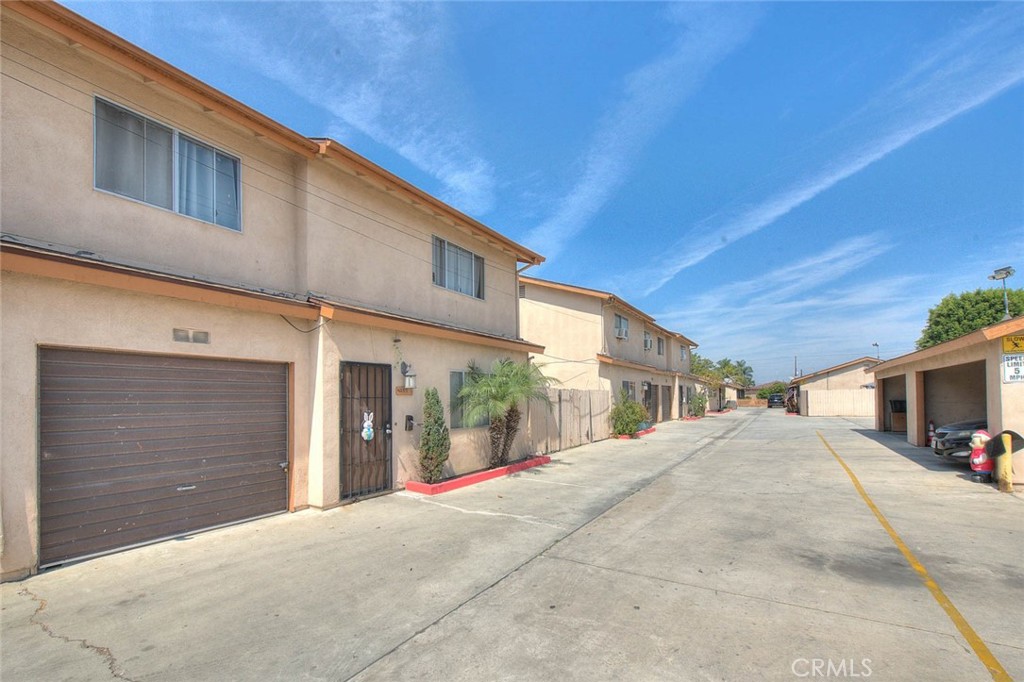 4863 Elizabeth Street Property Photo 52