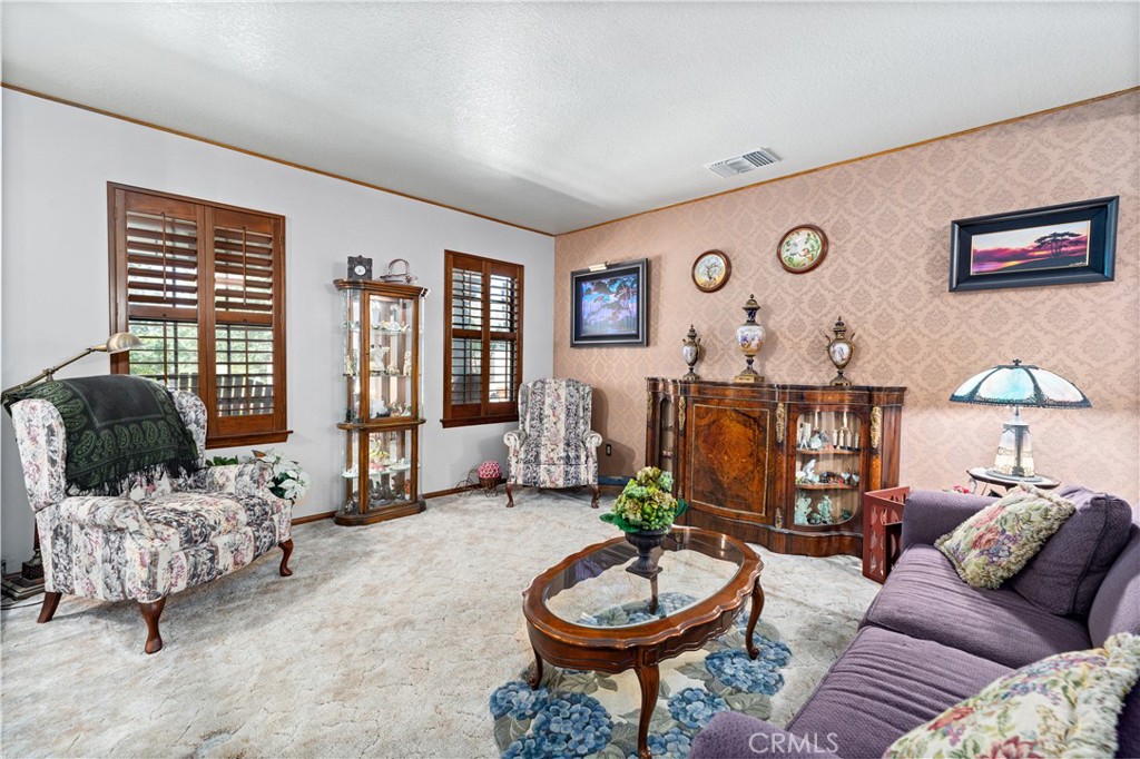 16872 Iris Property Photo 13