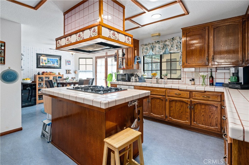 16872 Iris Property Photo 19