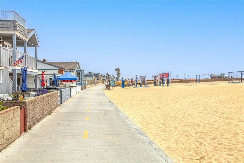 1408 W Oceanfront Property Photo 5