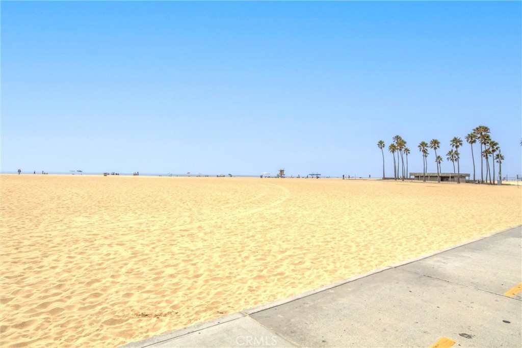 1408 W Oceanfront Property Photo 7