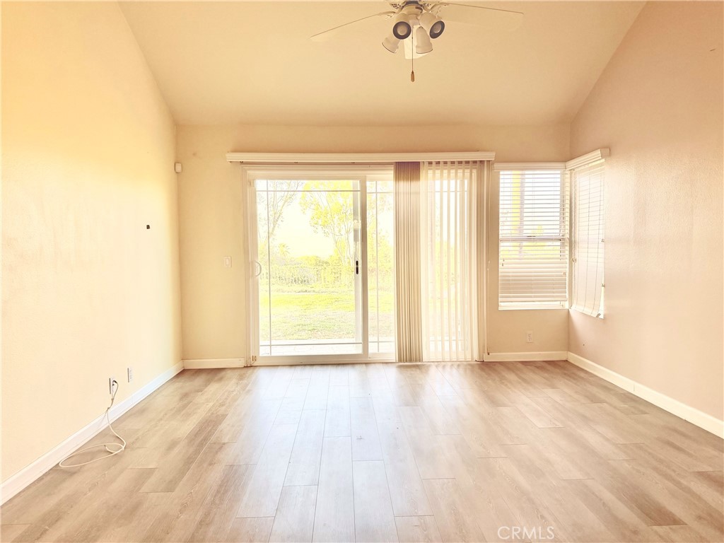 11056 Orchard View Lane Property Photo 4