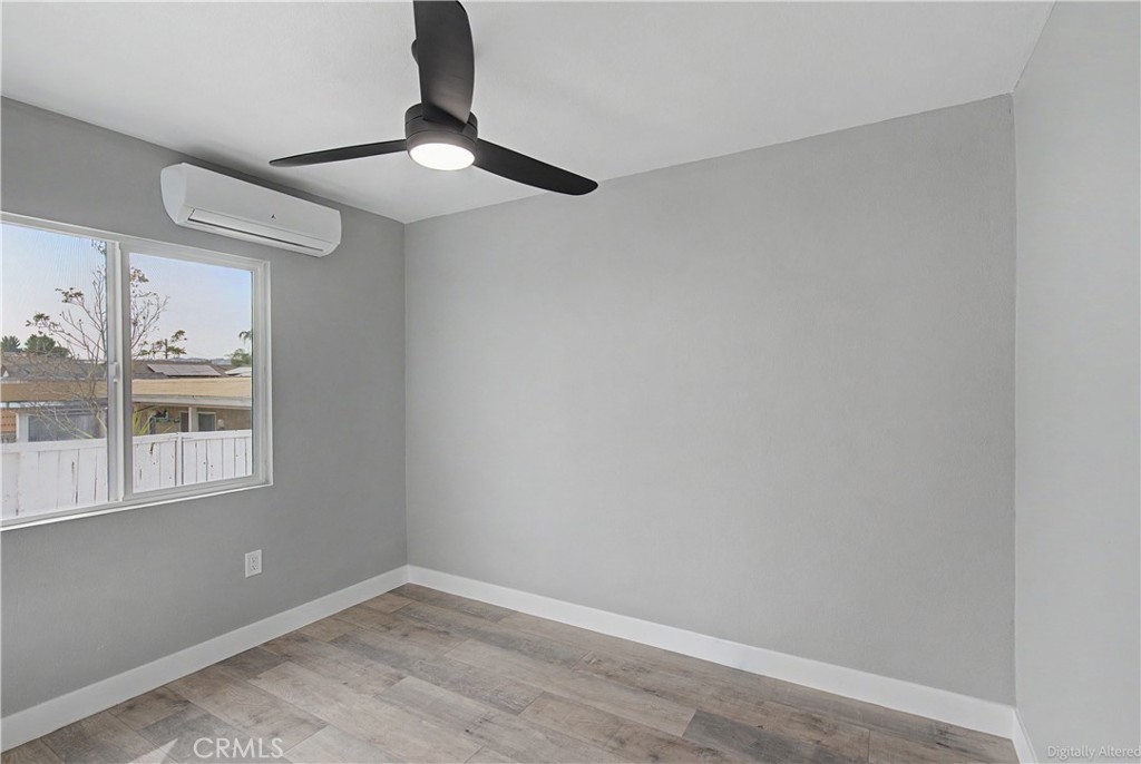 215 W Lugonia Ave Property Photo 13