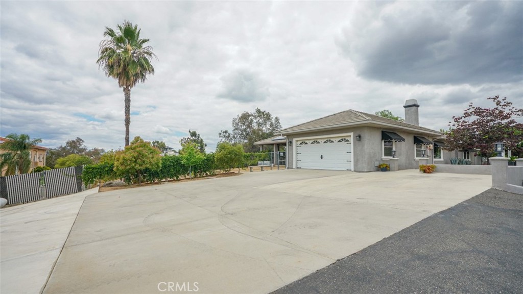 16025 Perry Heights Property Photo 10