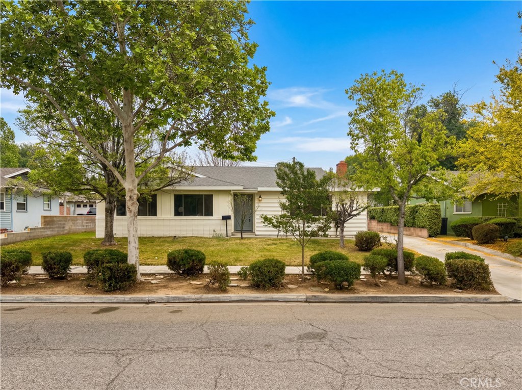 5654 Tower Road Property Photo 7