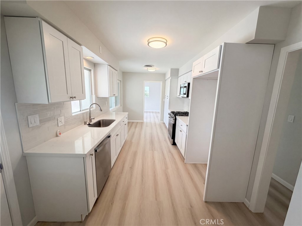 5654 Tower Road Property Photo 14