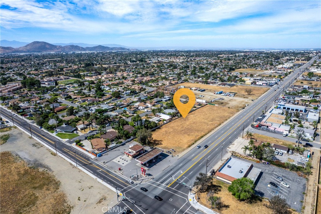 18045 Foothill Property Photo 1
