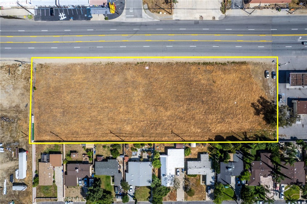 18045 Foothill Property Photo 9